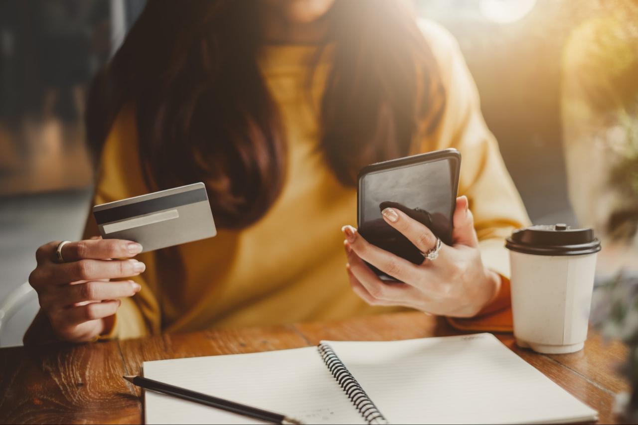 Effective Marketing Strategies for Selling Gadgets Online