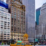 Building a Successful Business in the Decoration Industry